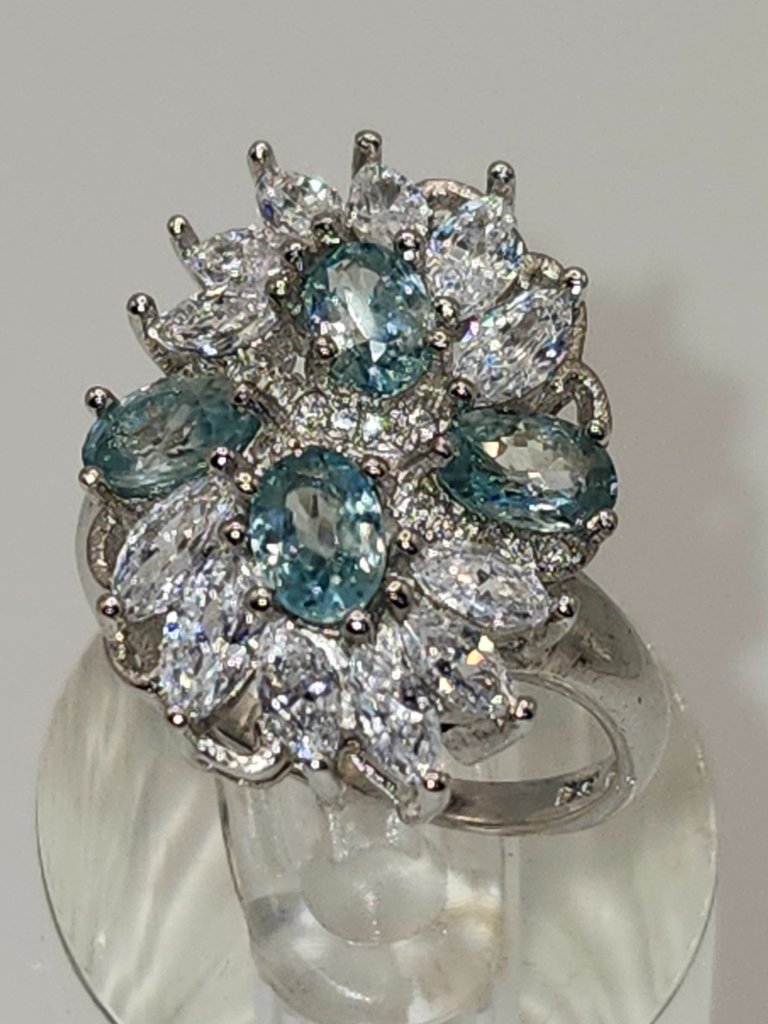 .925 Sterling Silver Marquise Blue Zircon/Cubic Zirconia Ring Size 8 Value $665